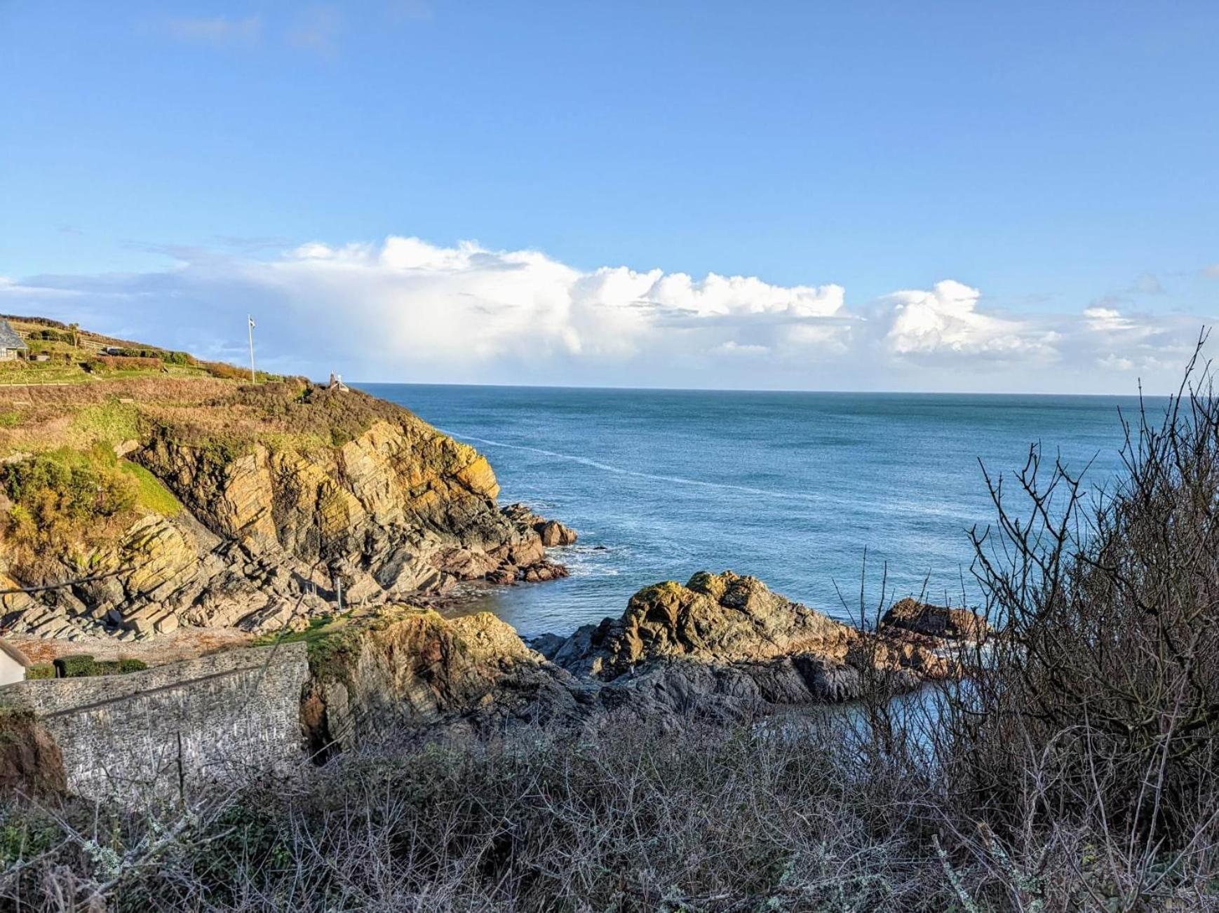 Cadgwith Cove Inn Екстериор снимка